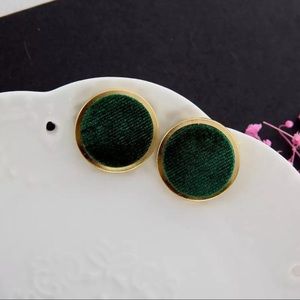 ☀️ Adorable Handmade Green Button Earrings